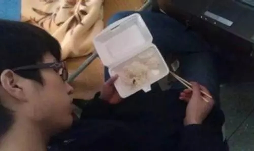 春節后上班第一天，據說你是這樣的！