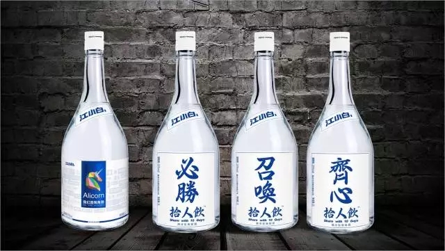 一家只賣 20 元小酒的公司，年賺 2 億！這才是商業模式的秘密